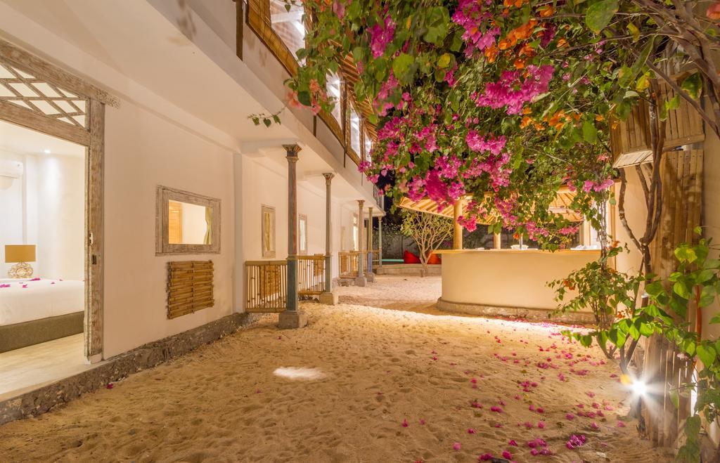 Villa Shelra Gili Meno Exterior foto